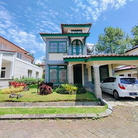 Villa Semesta Cikundul 외부 사진