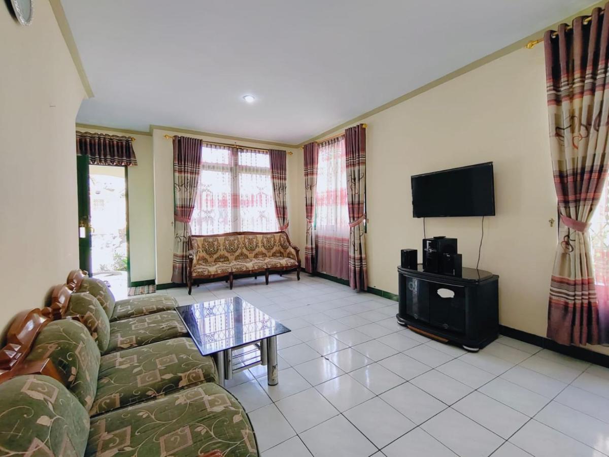 Villa Semesta Cikundul 외부 사진